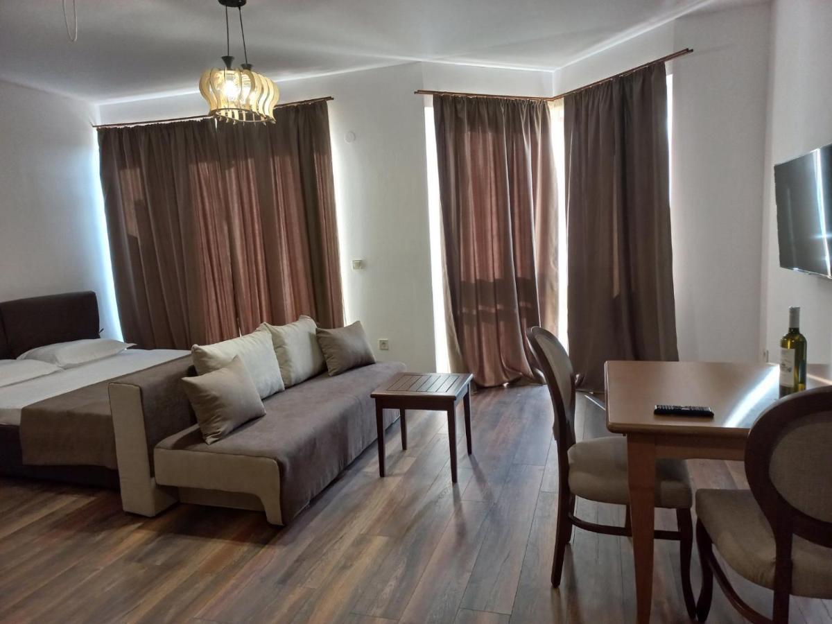 Pirin Golf Hotel Private Studios - Sani, Bansko رازلوغ المظهر الخارجي الصورة