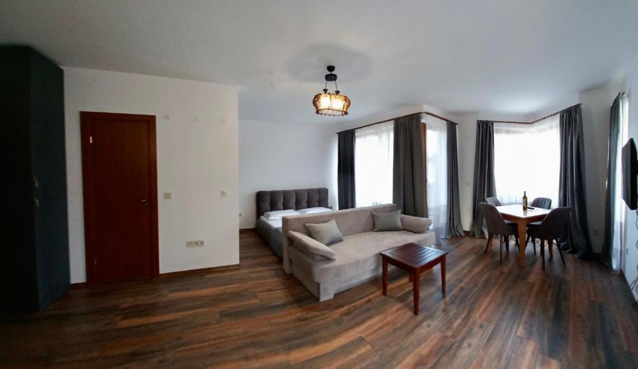 Pirin Golf Hotel Private Studios - Sani, Bansko رازلوغ المظهر الخارجي الصورة