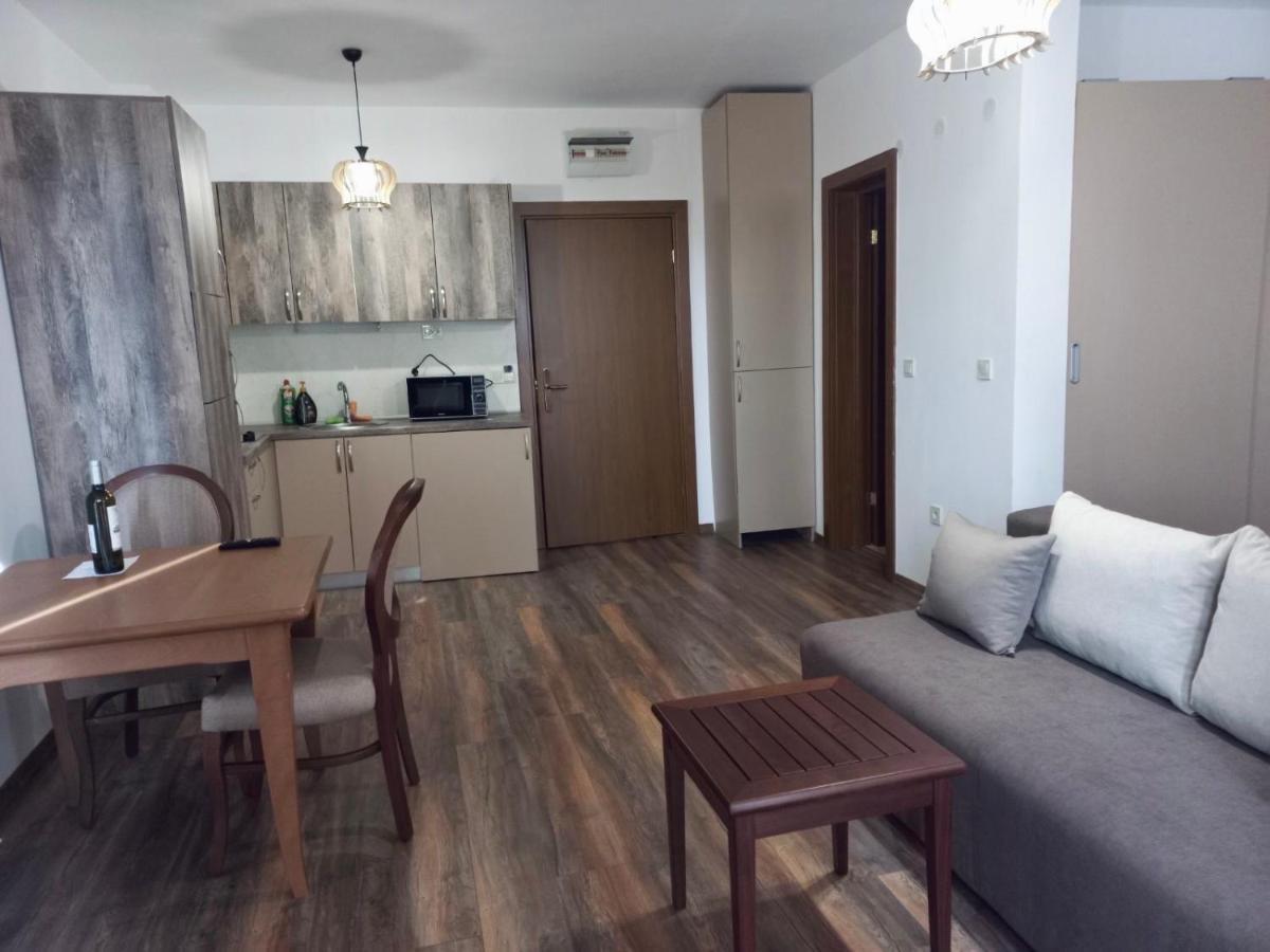 Pirin Golf Hotel Private Studios - Sani, Bansko رازلوغ المظهر الخارجي الصورة