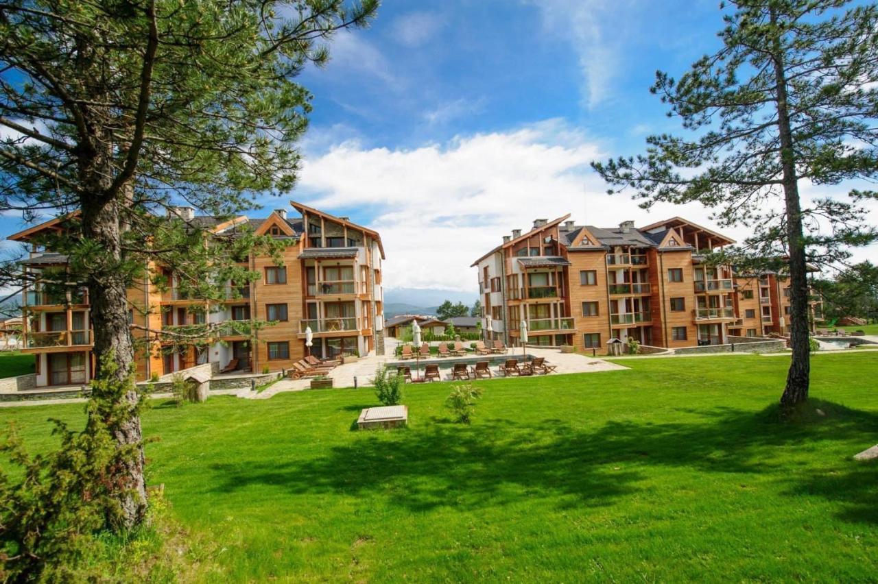 Pirin Golf Hotel Private Studios - Sani, Bansko رازلوغ المظهر الخارجي الصورة